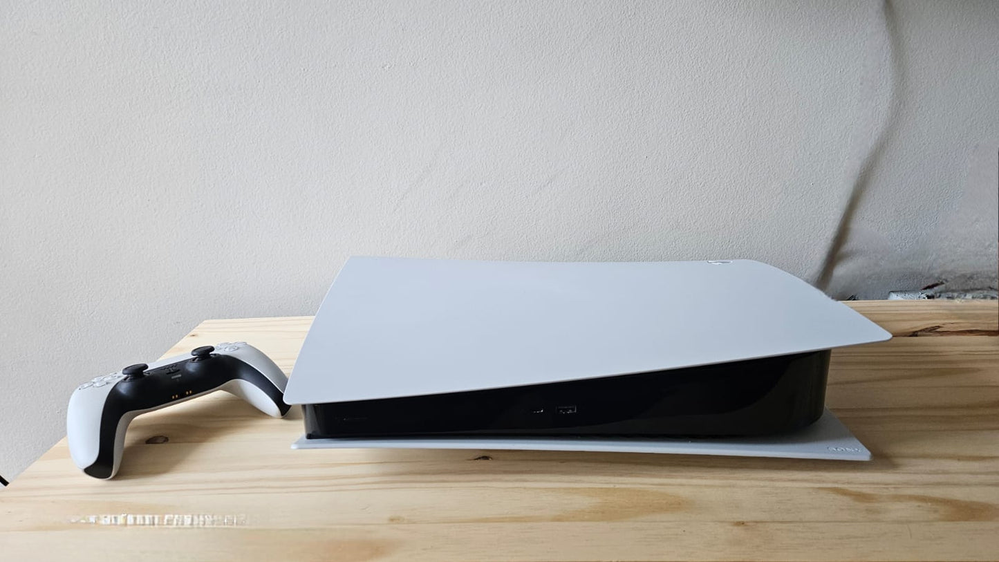 Playstation 5 Edição Digital - Semi-novo em perfeito estado