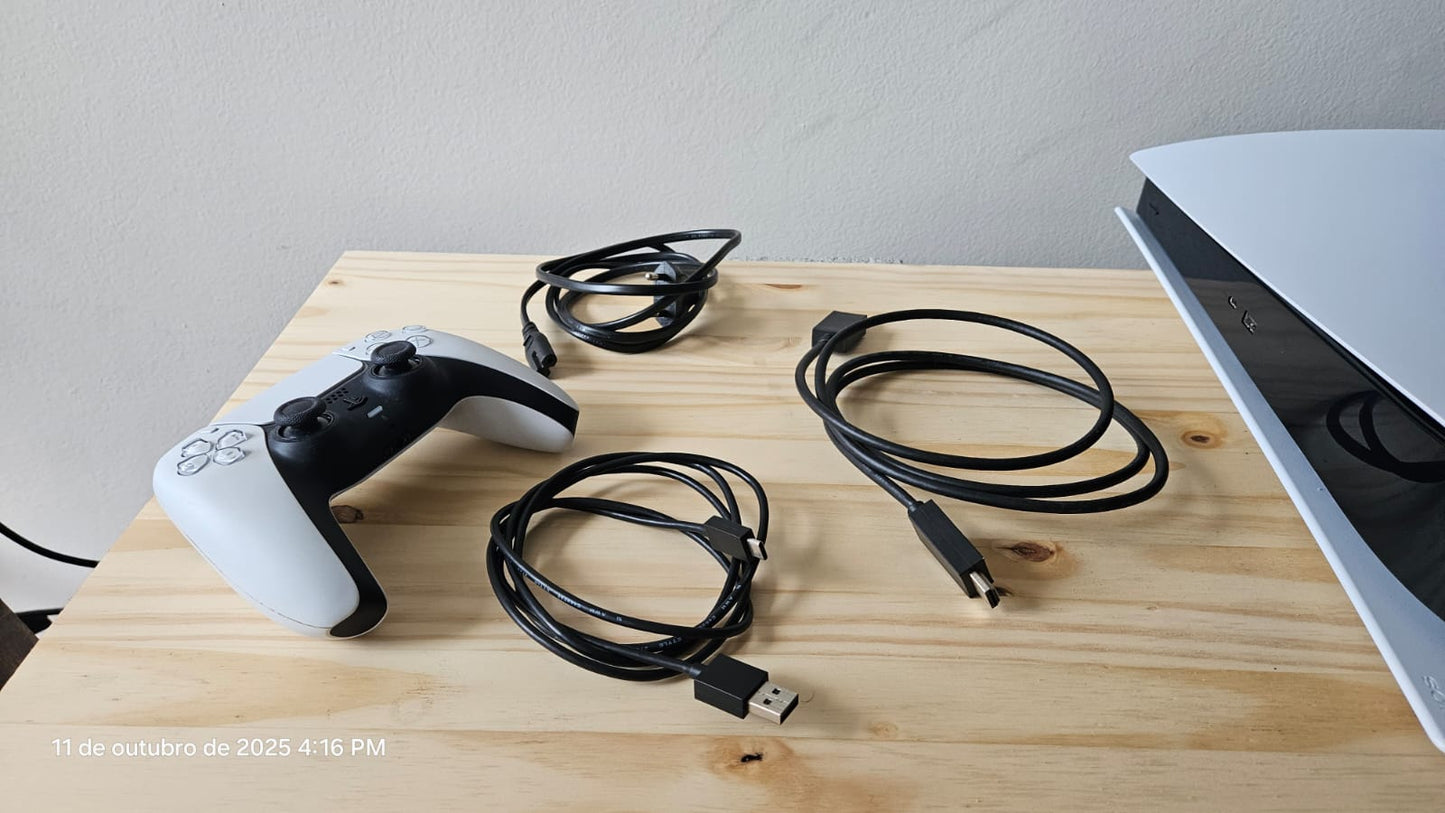 Playstation 5 Edição Digital - Semi-novo em perfeito estado