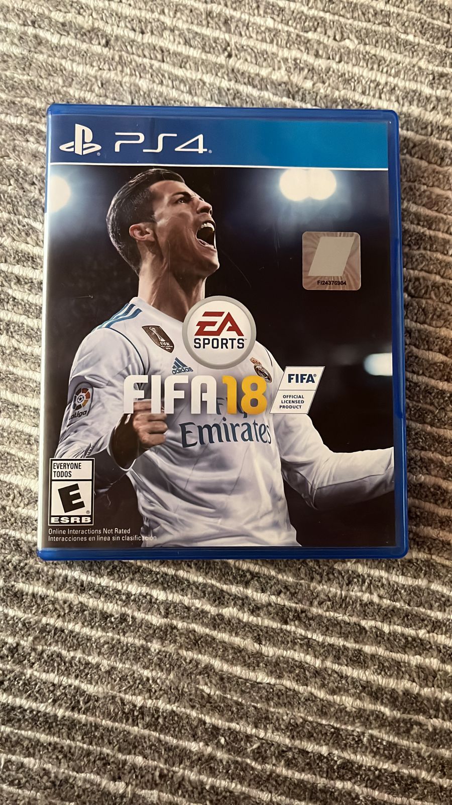 Playstation 4 Pro Usado - 1 TB com 4 controles Dualshock 4 Originais + TODOS OS JOGOS