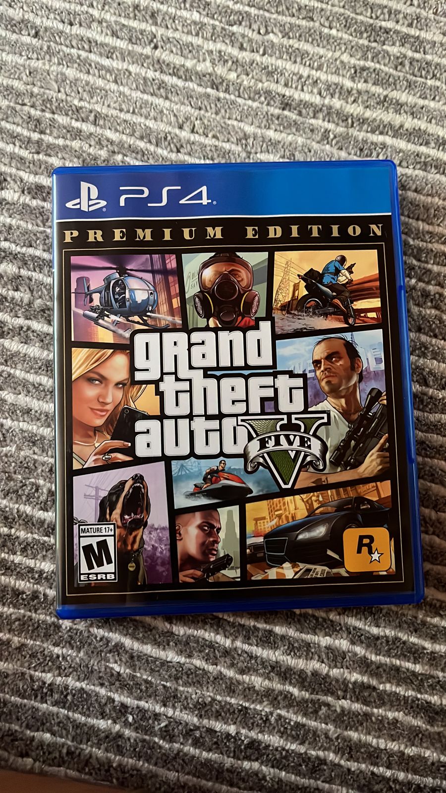 Playstation 4 Pro Usado - 1 TB com 4 controles Dualshock 4 Originais + TODOS OS JOGOS