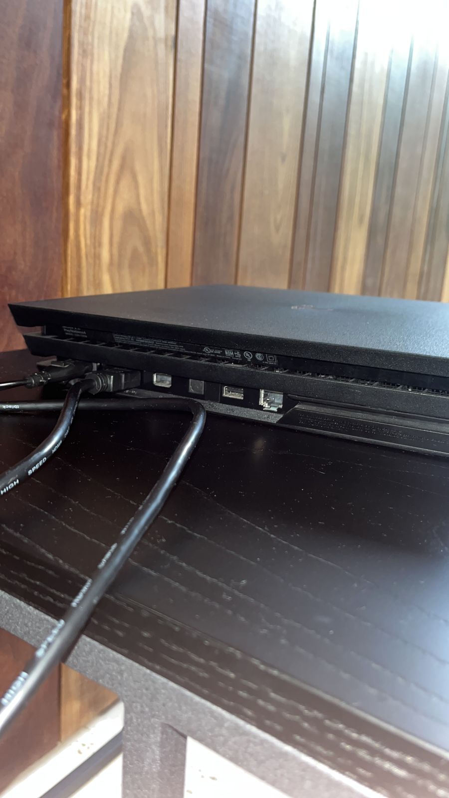 Playstation 4 Pro Usado - 1 TB com 4 controles Dualshock 4 Originais + TODOS OS JOGOS